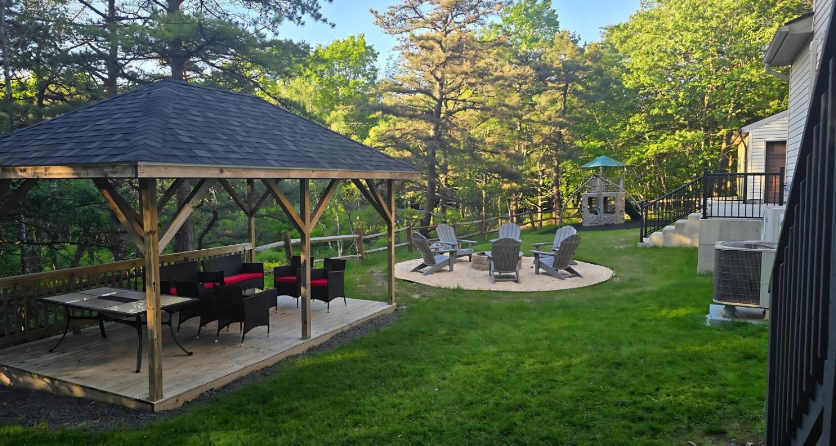 Peaceful Pocono Home With Hot Tub, Gym, & Office Long Pond Exterior foto