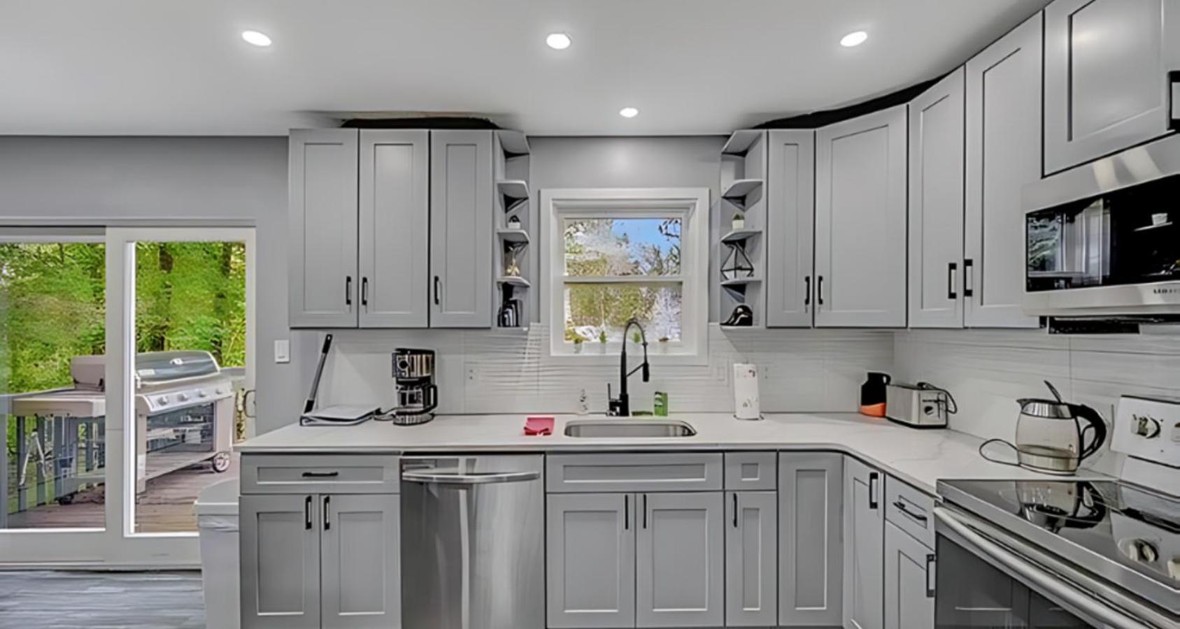 Peaceful Pocono Home With Hot Tub, Gym, & Office Long Pond Exterior foto